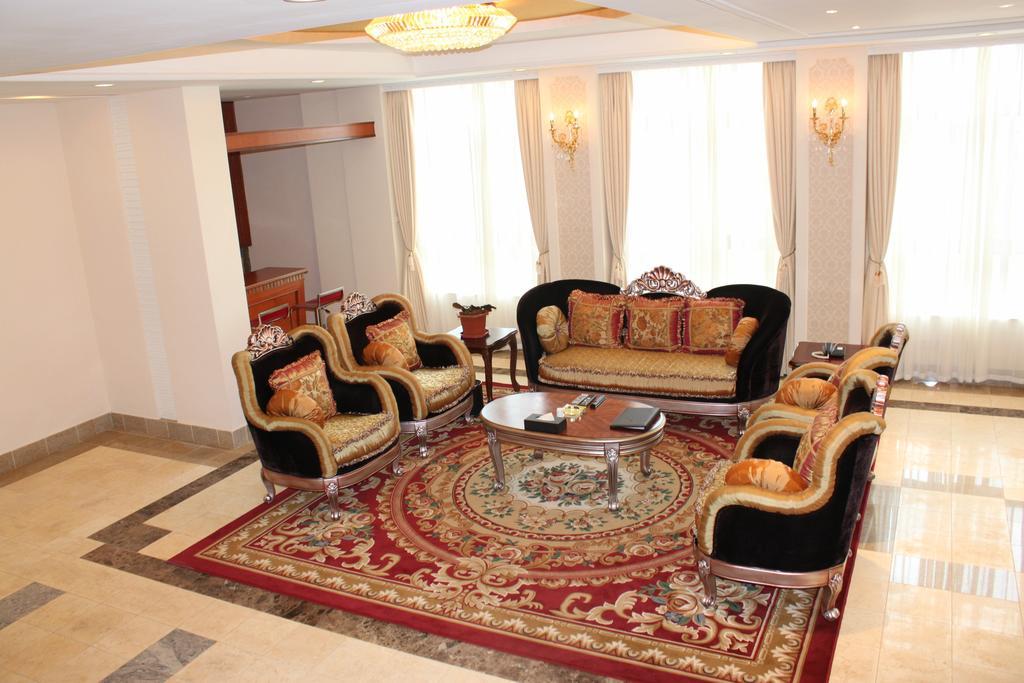 Hotel Paon D'Or Antananarivo Exteriör bild