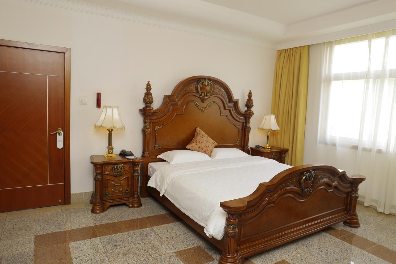 Hotel Paon D'Or Antananarivo Exteriör bild